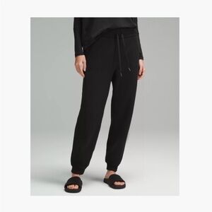 Lululemon Scuba High-Rise Relaxed Jogger Black Size 10